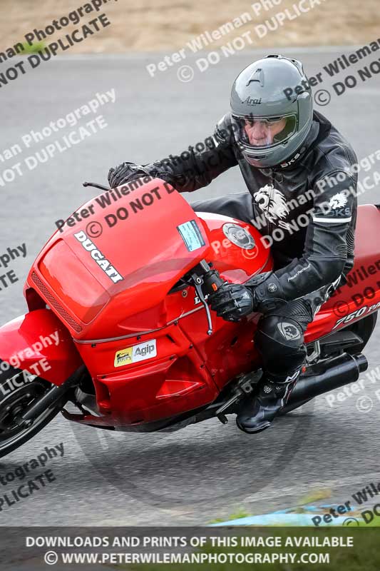 enduro digital images;event digital images;eventdigitalimages;lydden hill;lydden no limits trackday;lydden photographs;lydden trackday photographs;no limits trackdays;peter wileman photography;racing digital images;trackday digital images;trackday photos